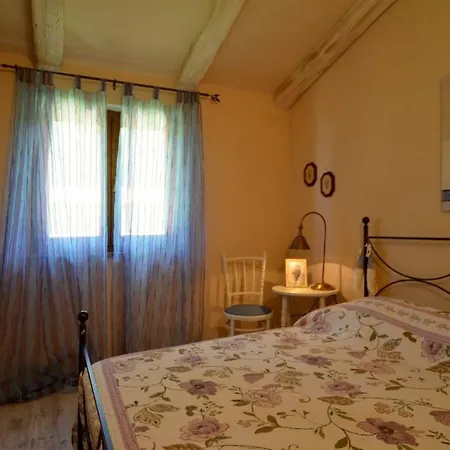 Moira Villa