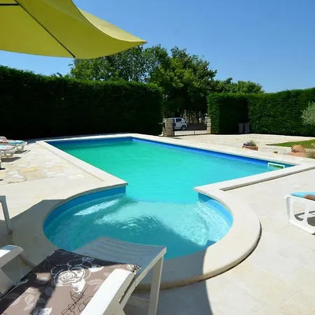 Moira Villa *